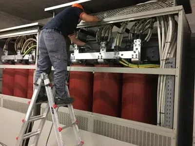 Manutenzione elettrica di una cabina di trasformazione MT/BT secondo la norma CEI 78-17 (c.da Valenti – c.da Passo Martino)